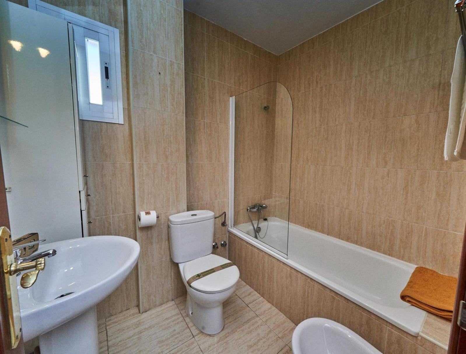 Villa Pura - Private Jacuzzi & Heated Pool ネルハ エクステリア 写真